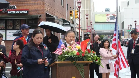 “利物浦主场加克波独放异彩，英冠赛事告捷”