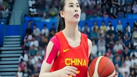 【欧洲之巅争霸战】利物浦客场能否逆袭夺冠？